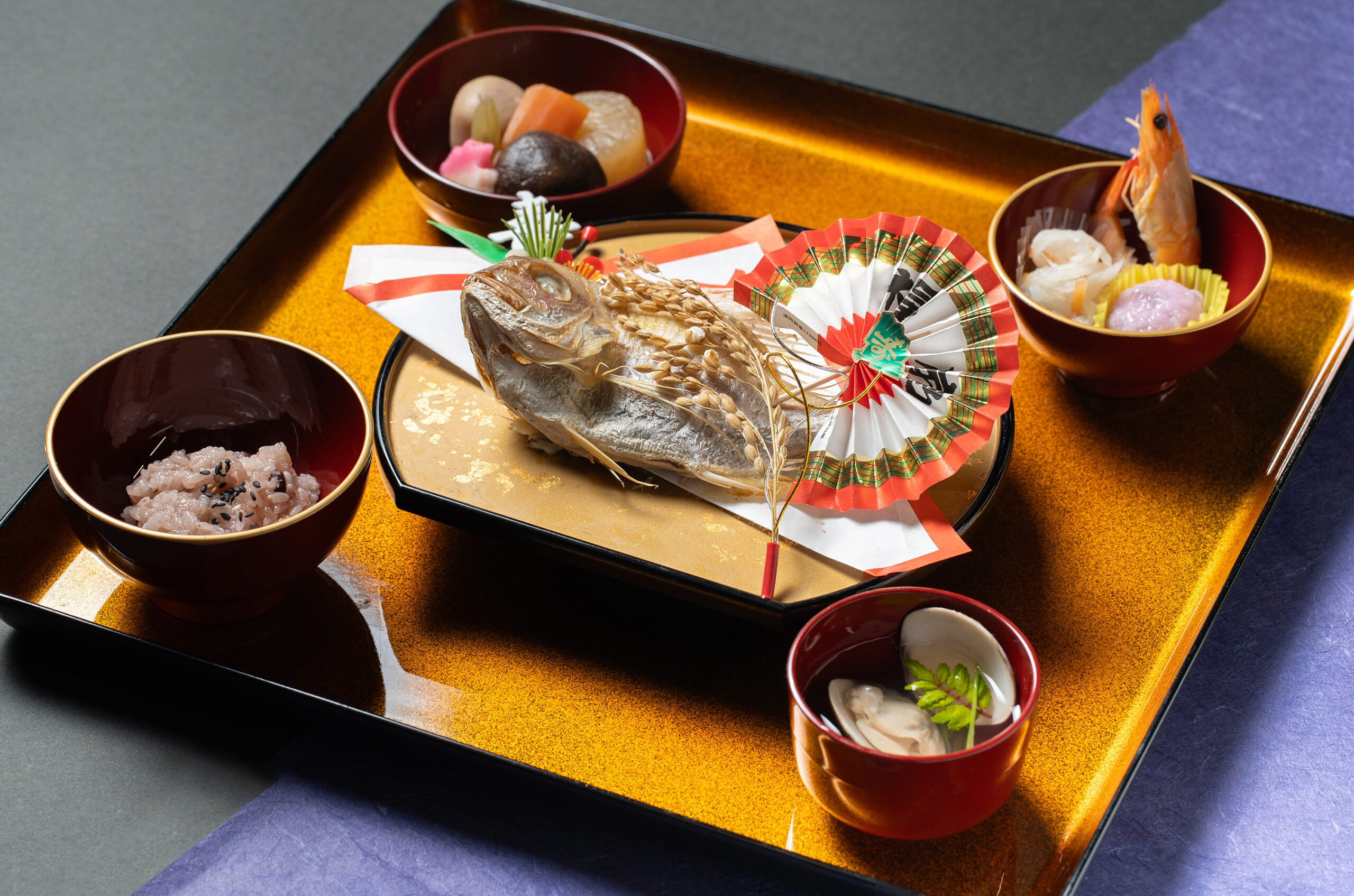 お食い初め用お膳（男の子用・鯛付き）の画像2